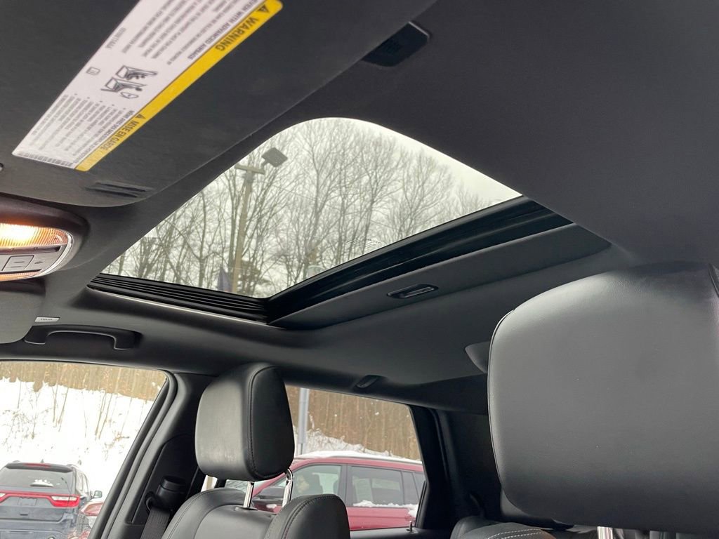 Used 2022 Dodge Durango GT image 12