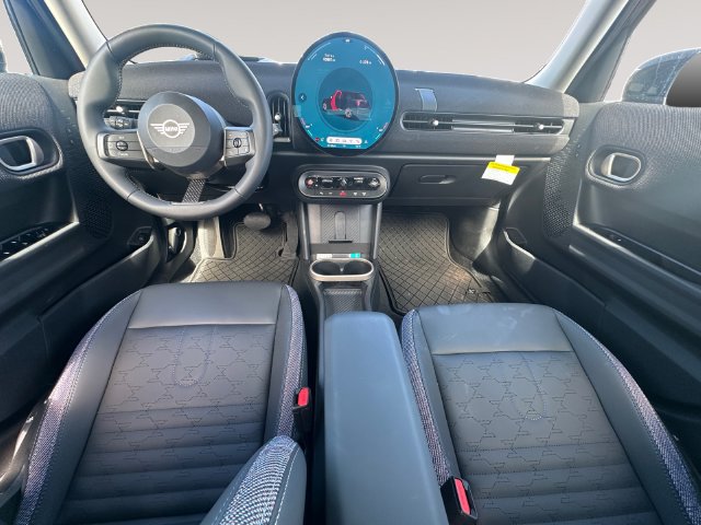 Used 2026 MINI Cooper 4-Door Hardtop FWD image 10