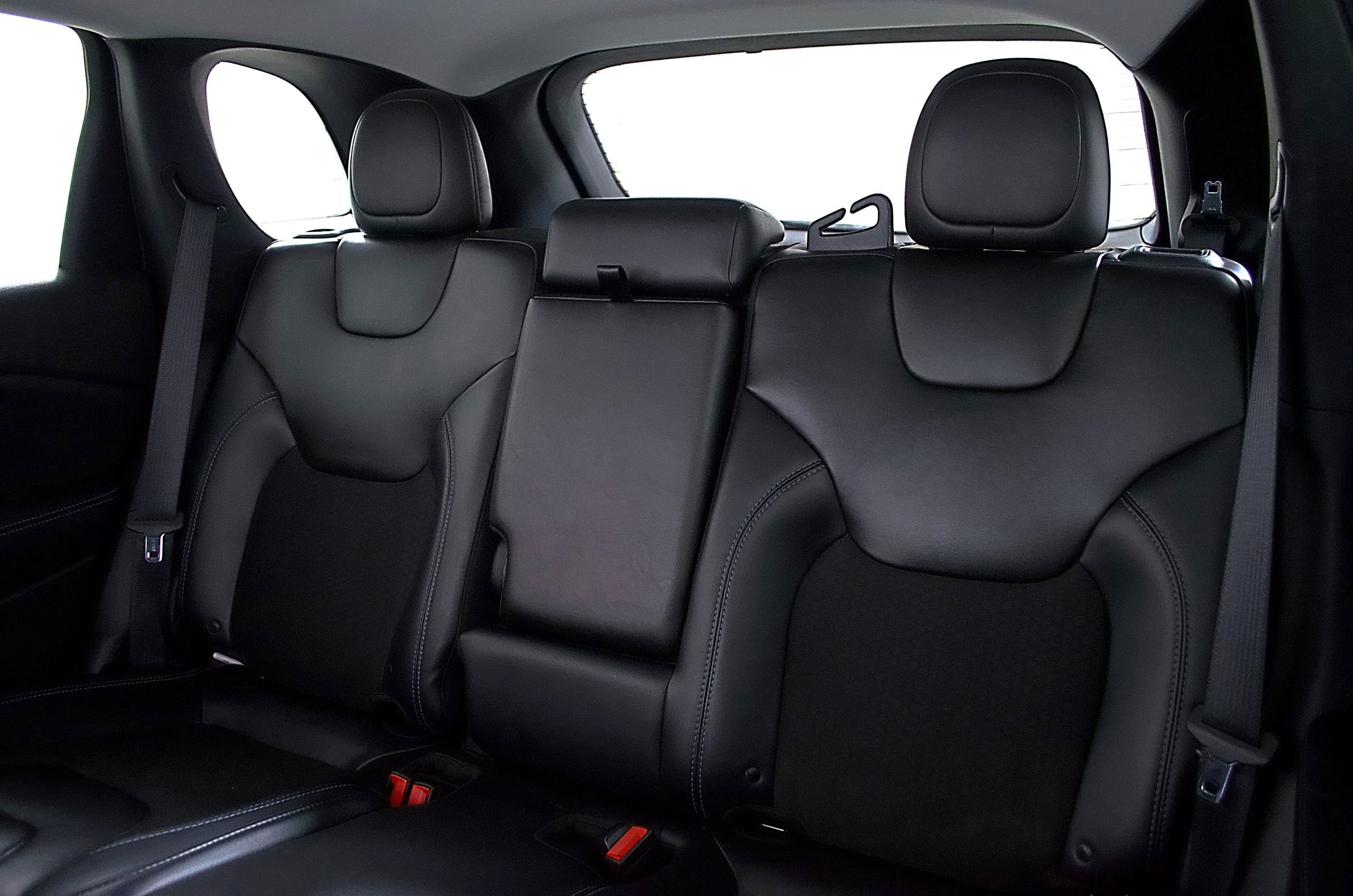 Used 2019 Jeep Cherokee Latitude Plus image 16