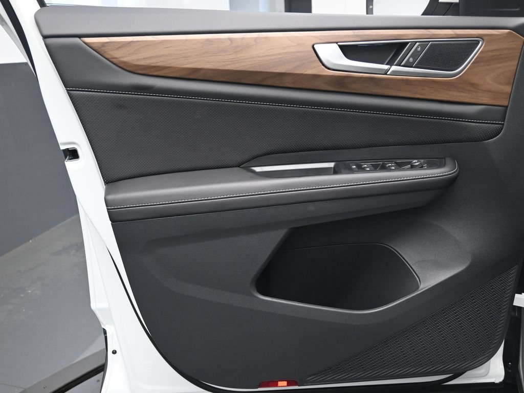 New 2026 Volkswagen Atlas SE FWD image 19