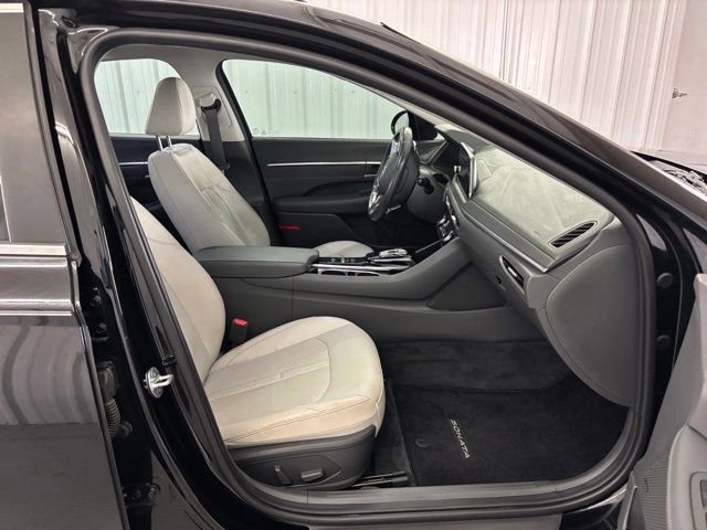 Used 2020 Hyundai Sonata Limited FWD image 29