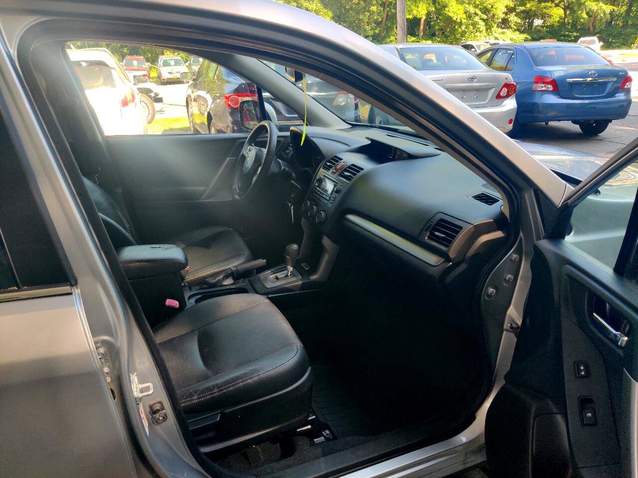 Used 2014 Subaru Forester 2.5i Limited image 15