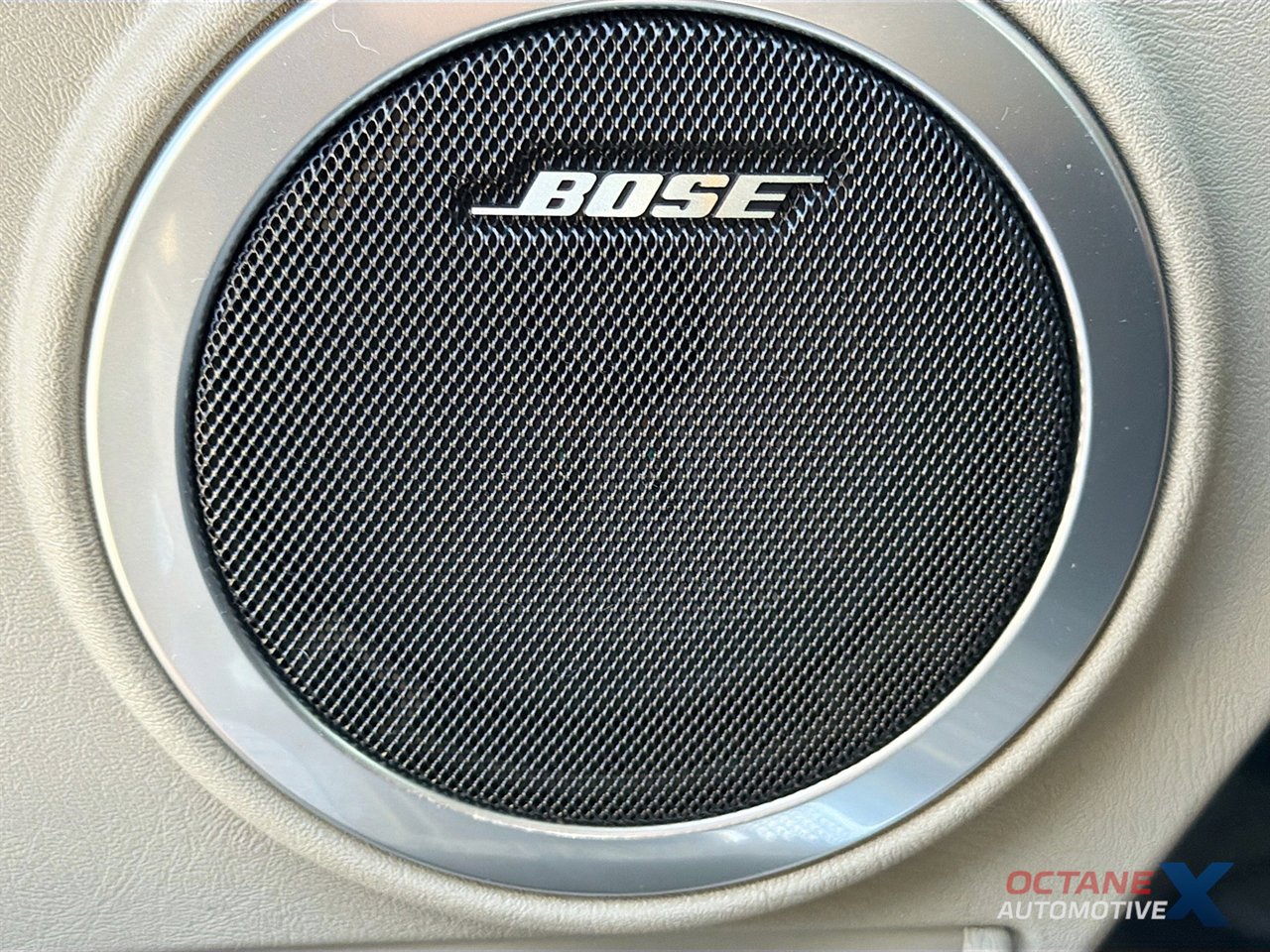 Used 2003 HUMMER H2 w/ Preferred Equipment Group image 16