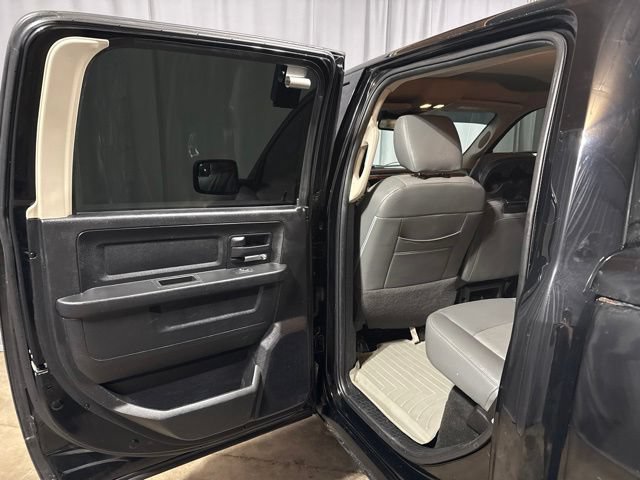 Used 2014 RAM 1500 Express w/ Black Ram 1500 Express Group AWD/4WD image 22