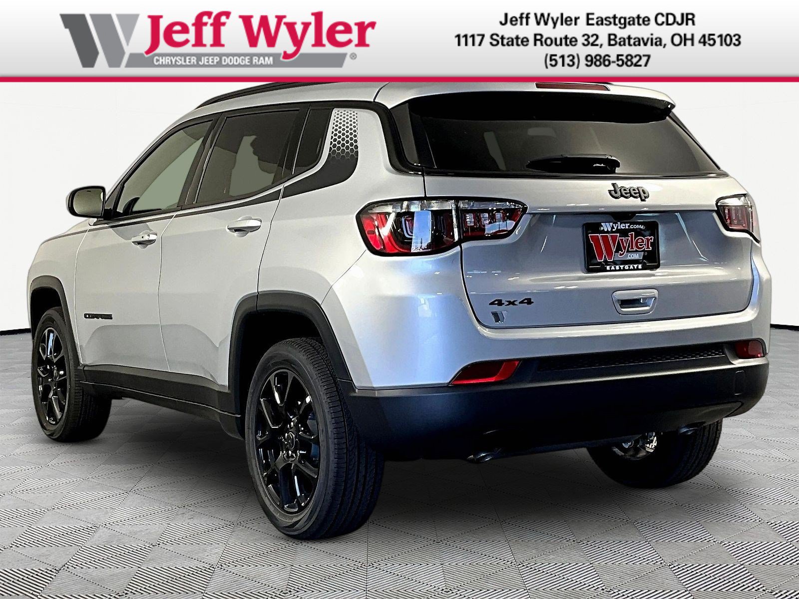 New 2026 Jeep Compass Latitude AWD/4WD image 4
