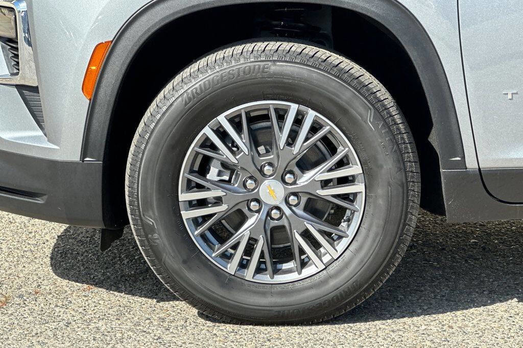 New 2026 Chevrolet Traverse LT image 27