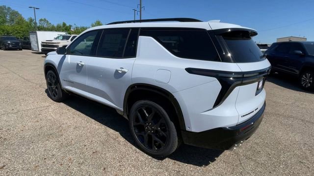 New 2026 Chevrolet Traverse RS w/ LPO, Floor Liner Package AWD/4WD image 8