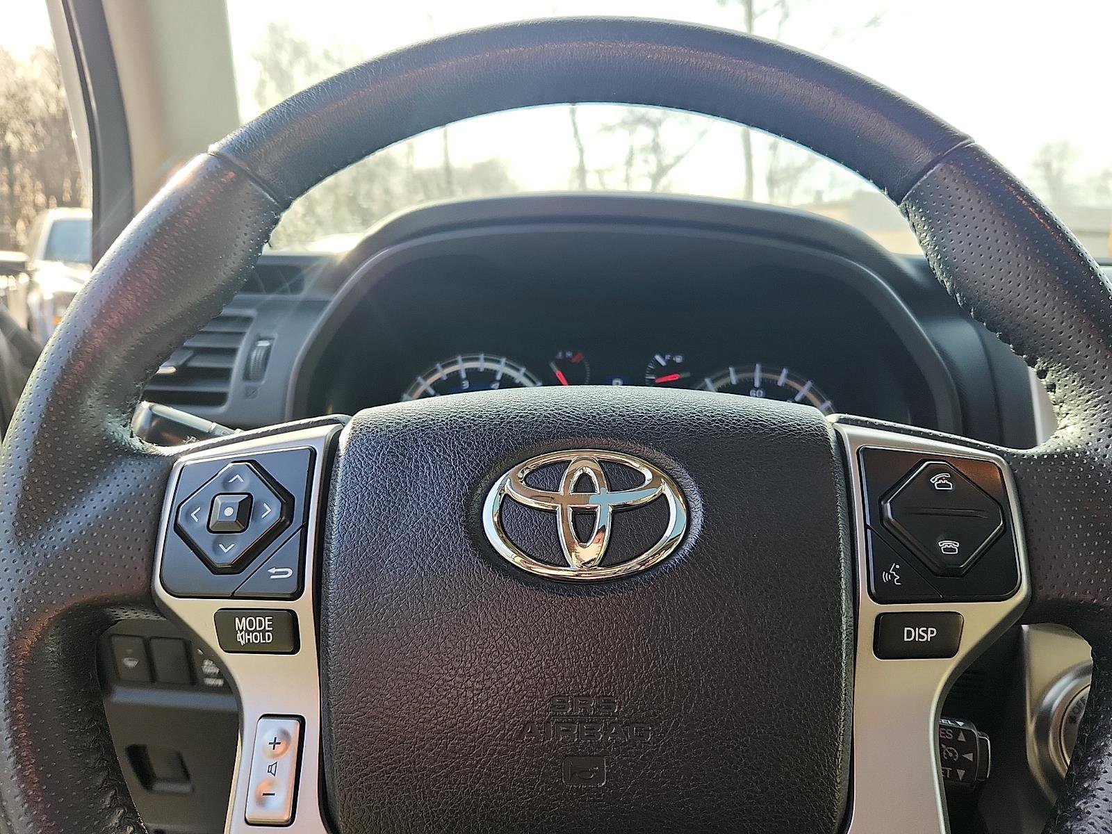 Used 2018 Toyota 4Runner SR5 Premium image 19