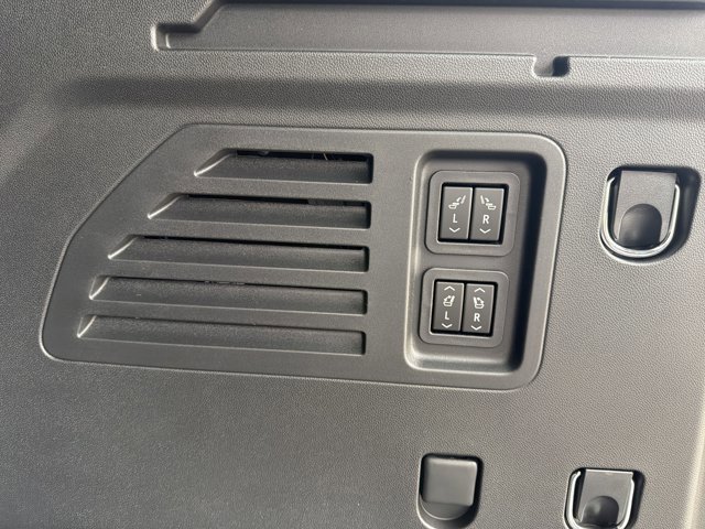 New 2026 Chevrolet Traverse RS image 37