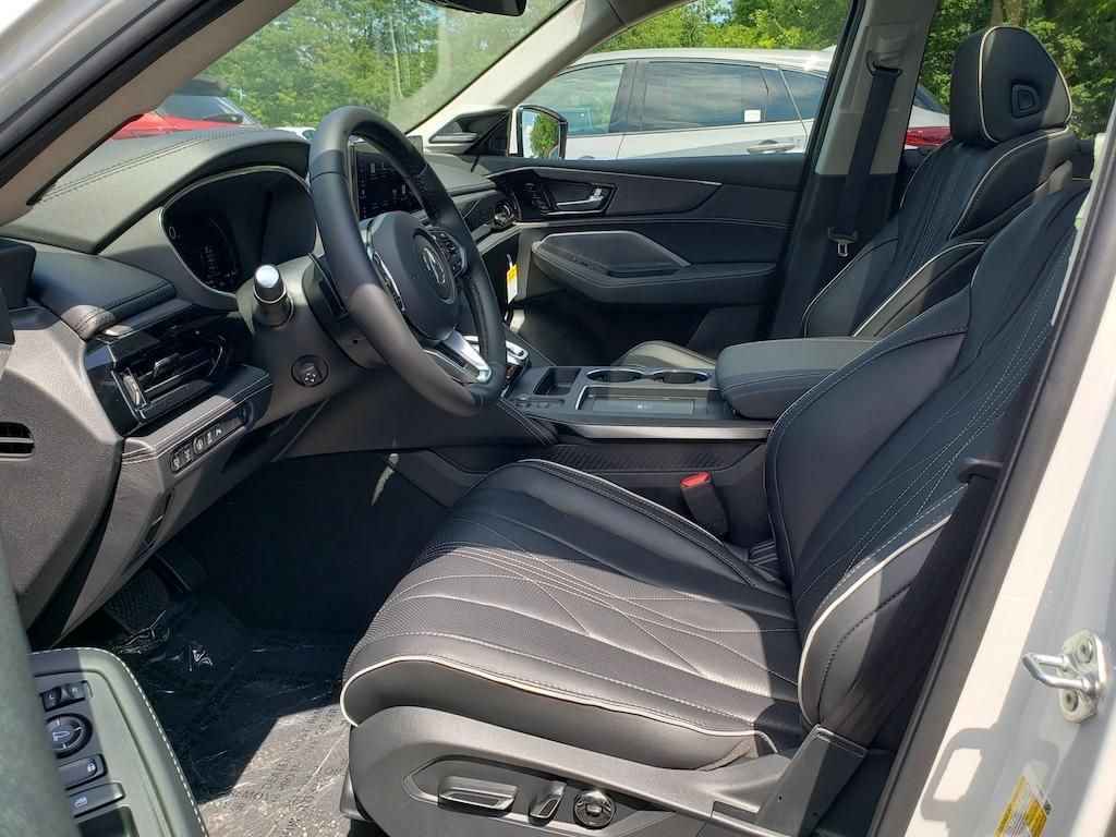New 2026 Acura MDX w/ Advance Package AWD/4WD image 9