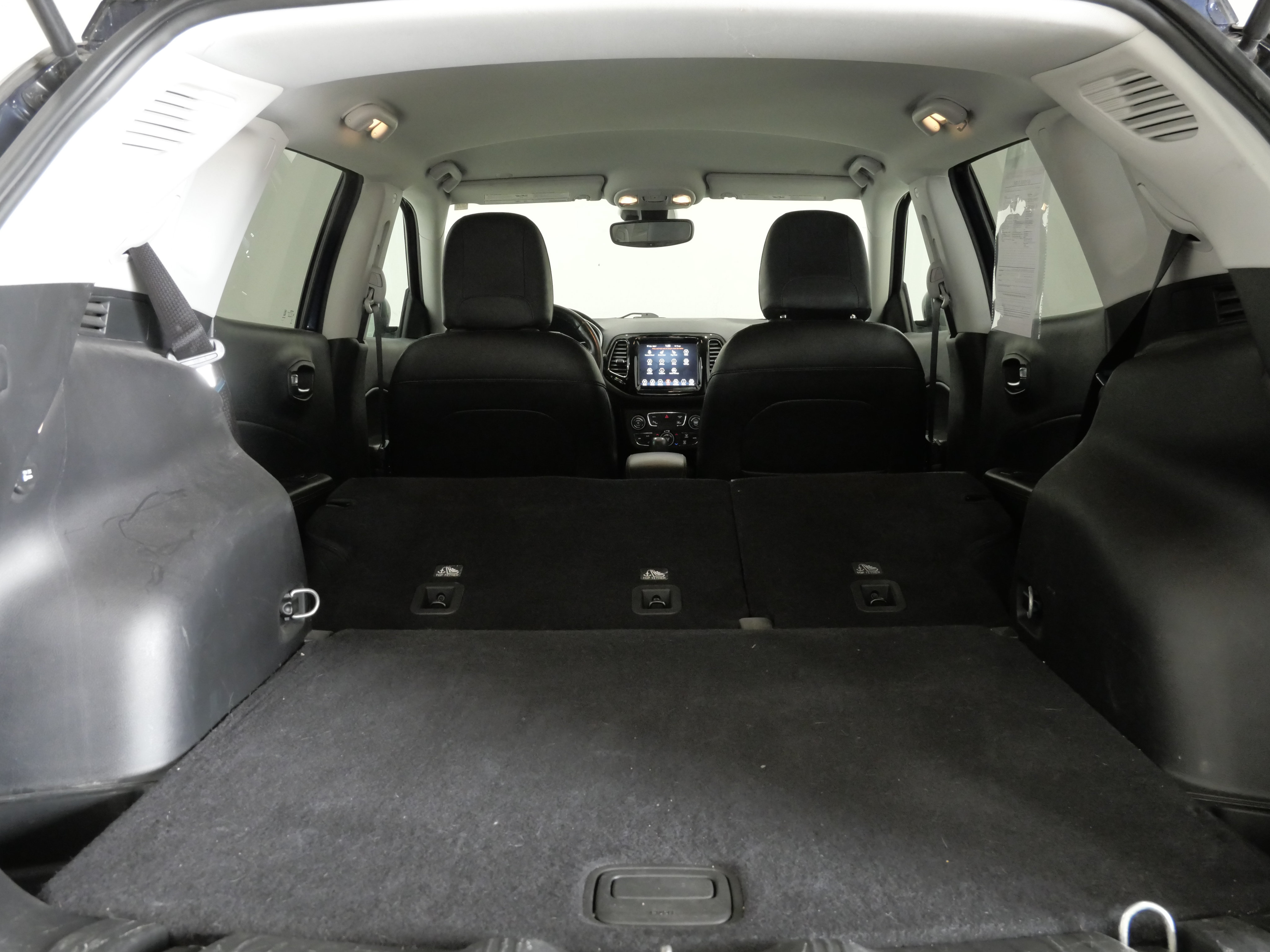 Used 2021 Jeep Compass Limited AWD/4WD image 27