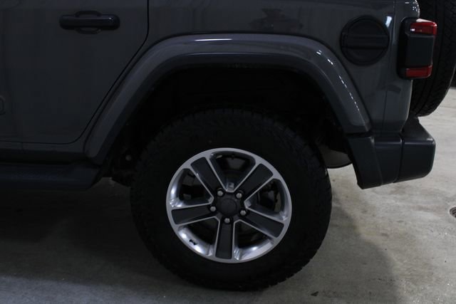 Used 2018 Jeep Wrangler Unlimited Sahara AWD/4WD image 26