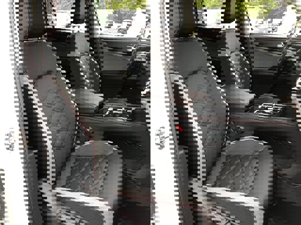 New 2025 Volkswagen Atlas Peak Edition SE image 29