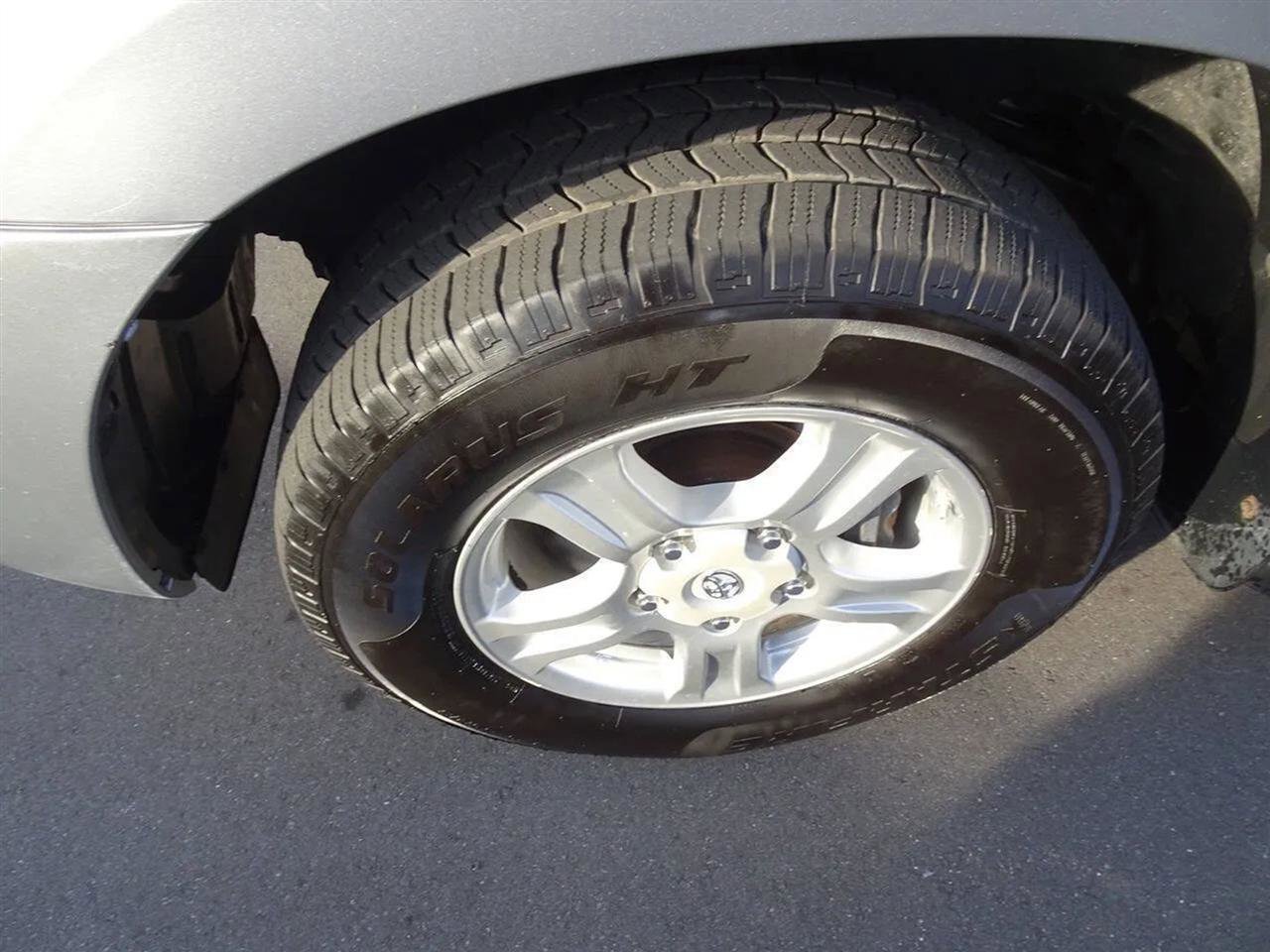 Used 2012 Toyota Sequoia SR5 image 7