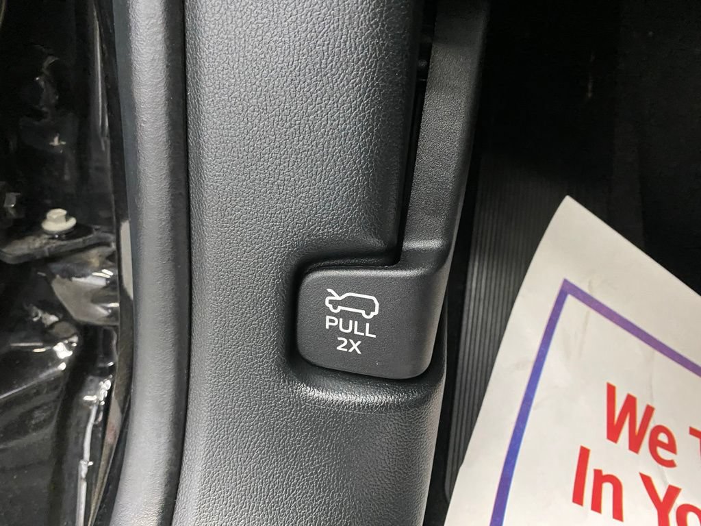 Used 2022 Ford Explorer XLT AWD/4WD image 18