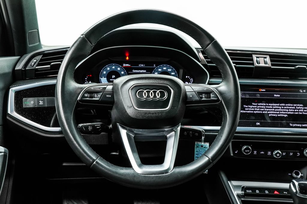 Used 2025 Audi Q3 2.0T Premium AWD/4WD image 24