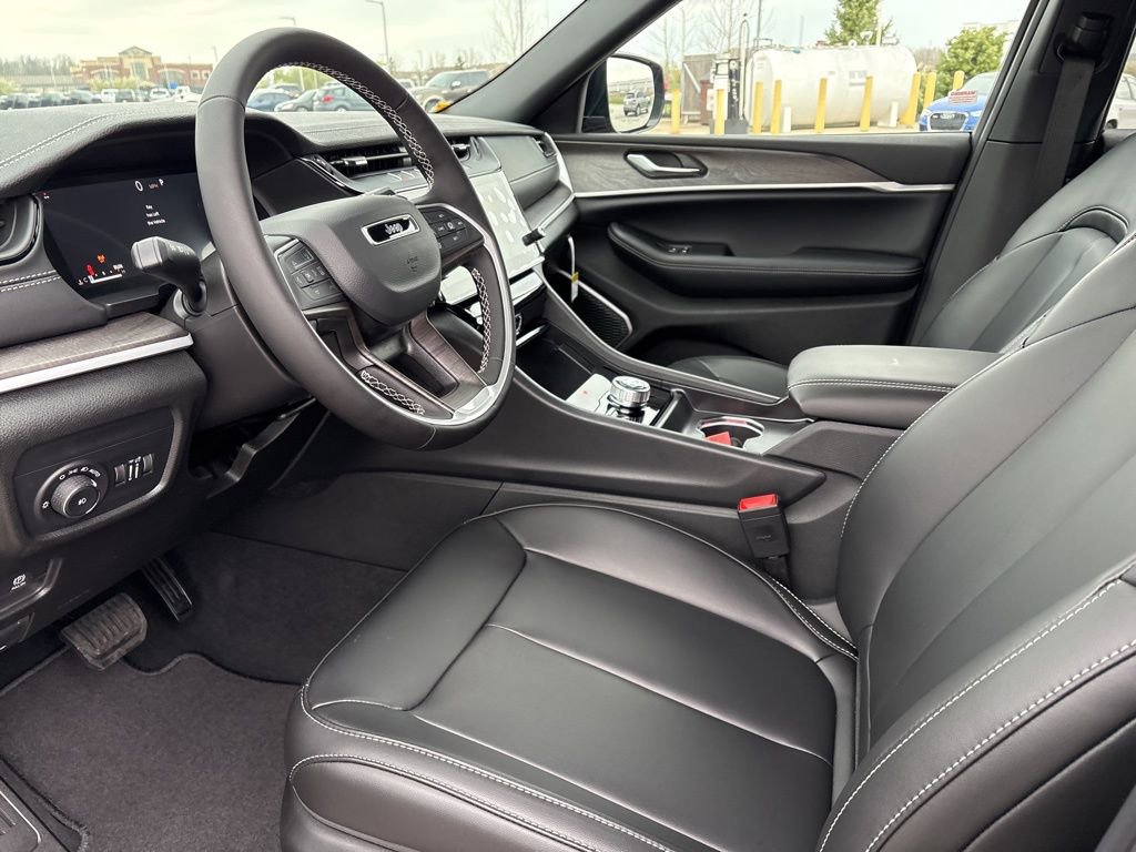 New 2026 Jeep Grand Cherokee L Limited image 7