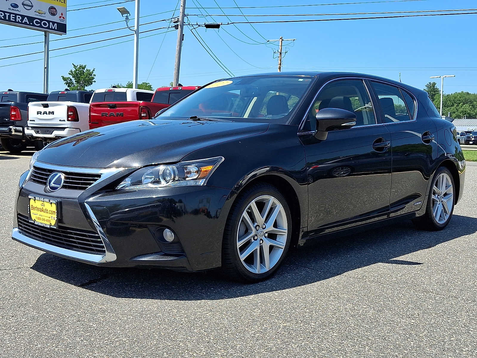 Used 2017 Lexus CT 200h w/ Navigation System Package FWD image 3