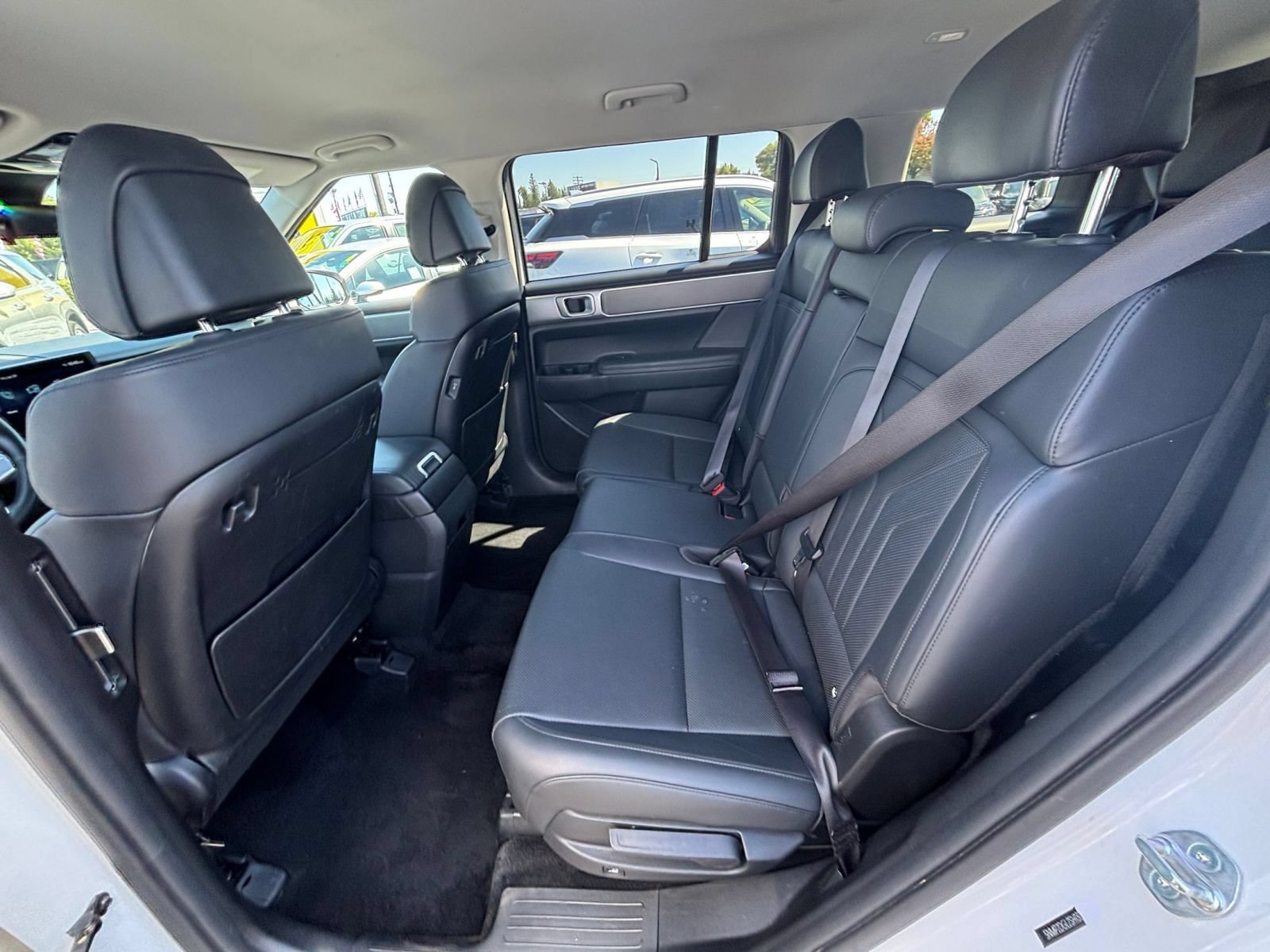 Used 2025 Hyundai Santa Fe SEL AWD/4WD image 29