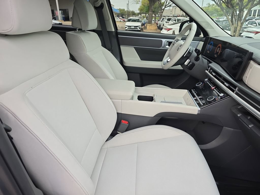 New 2026 Hyundai Santa Fe SE image 10