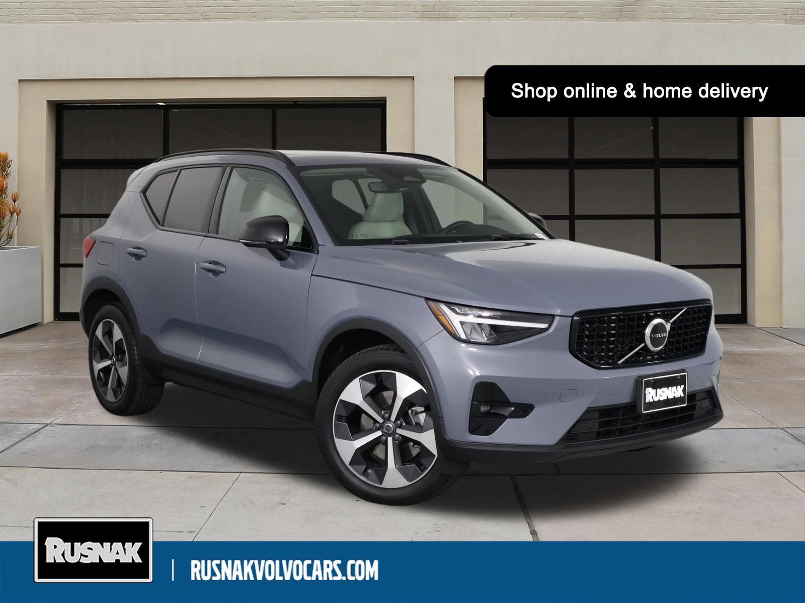 Used 2023 Volvo XC40 B5 Plus w/ Protection Package Premier