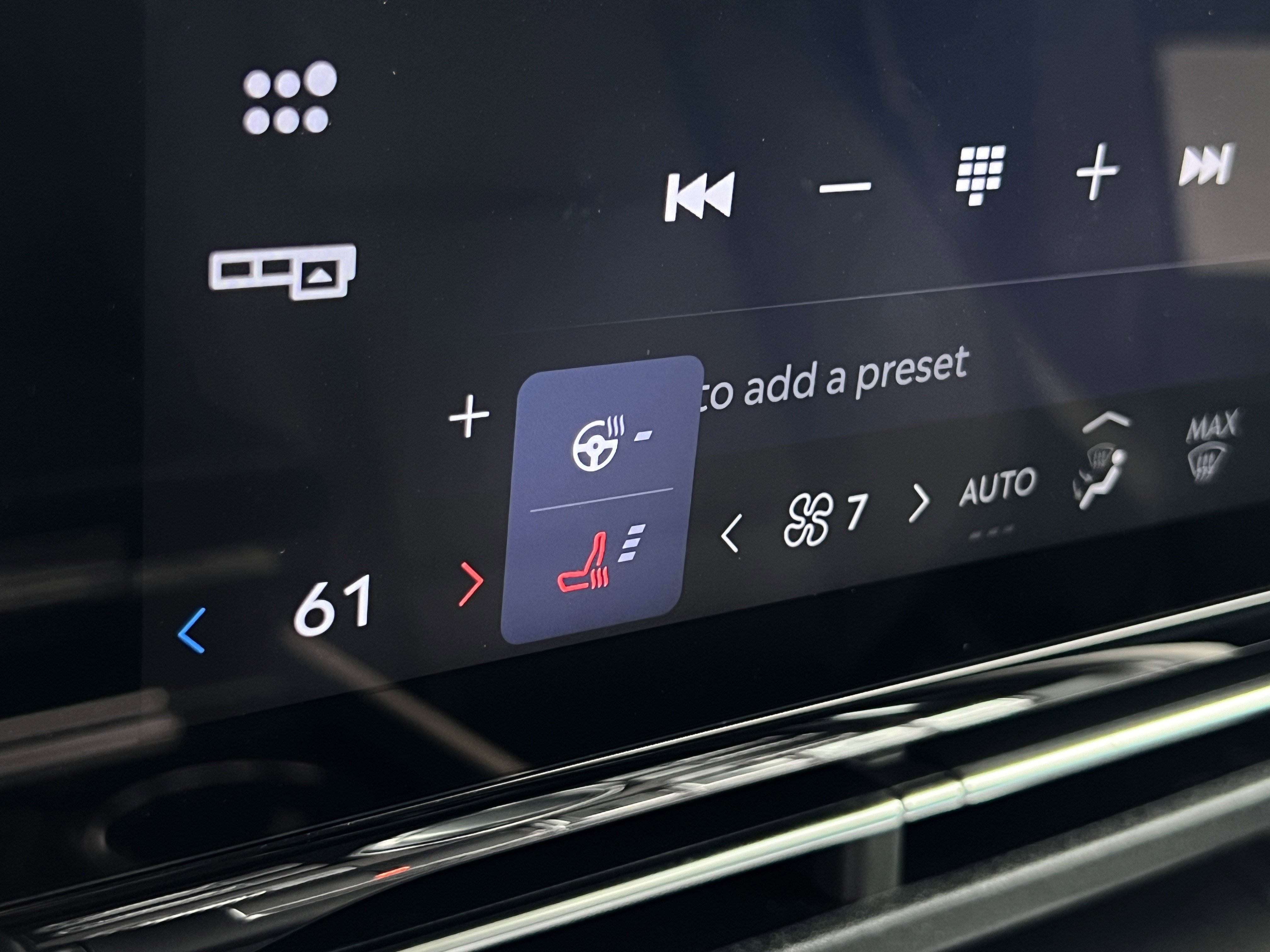 New 2025 Lincoln Nautilus Premier image 23