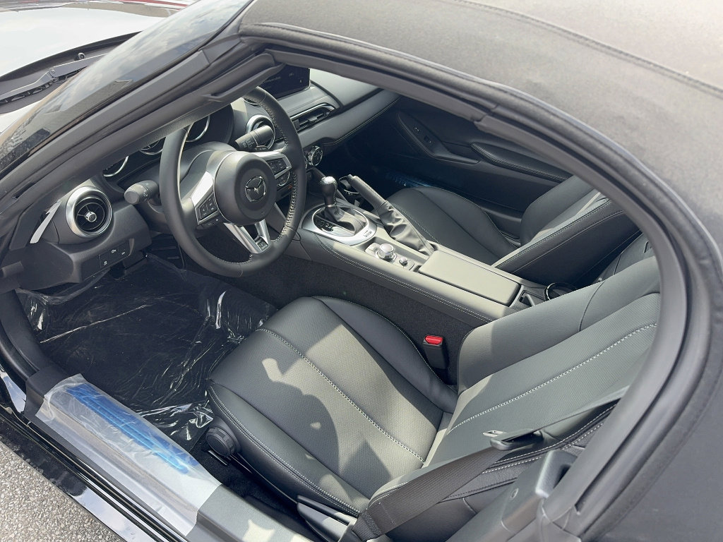 New 2026 MAZDA MX-5 Miata Grand Touring w/ Weather Package image 9