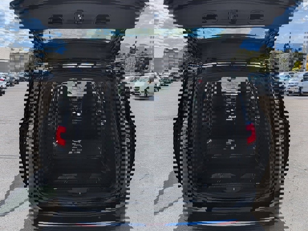 New 2026 Chrysler Pacifica Select image 10