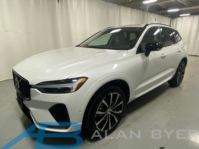 Used 2025 Volvo XC60 B5 Plus w/ Climate Package AWD/4WD image 1
