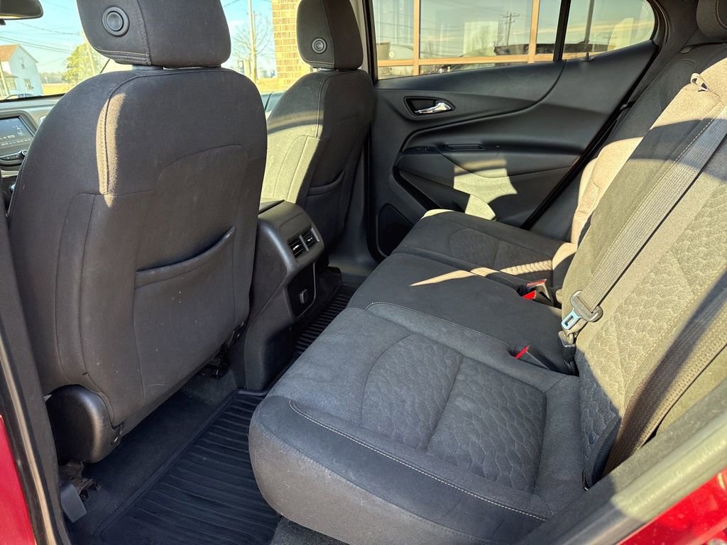 Used 2018 Chevrolet Equinox LT image 40