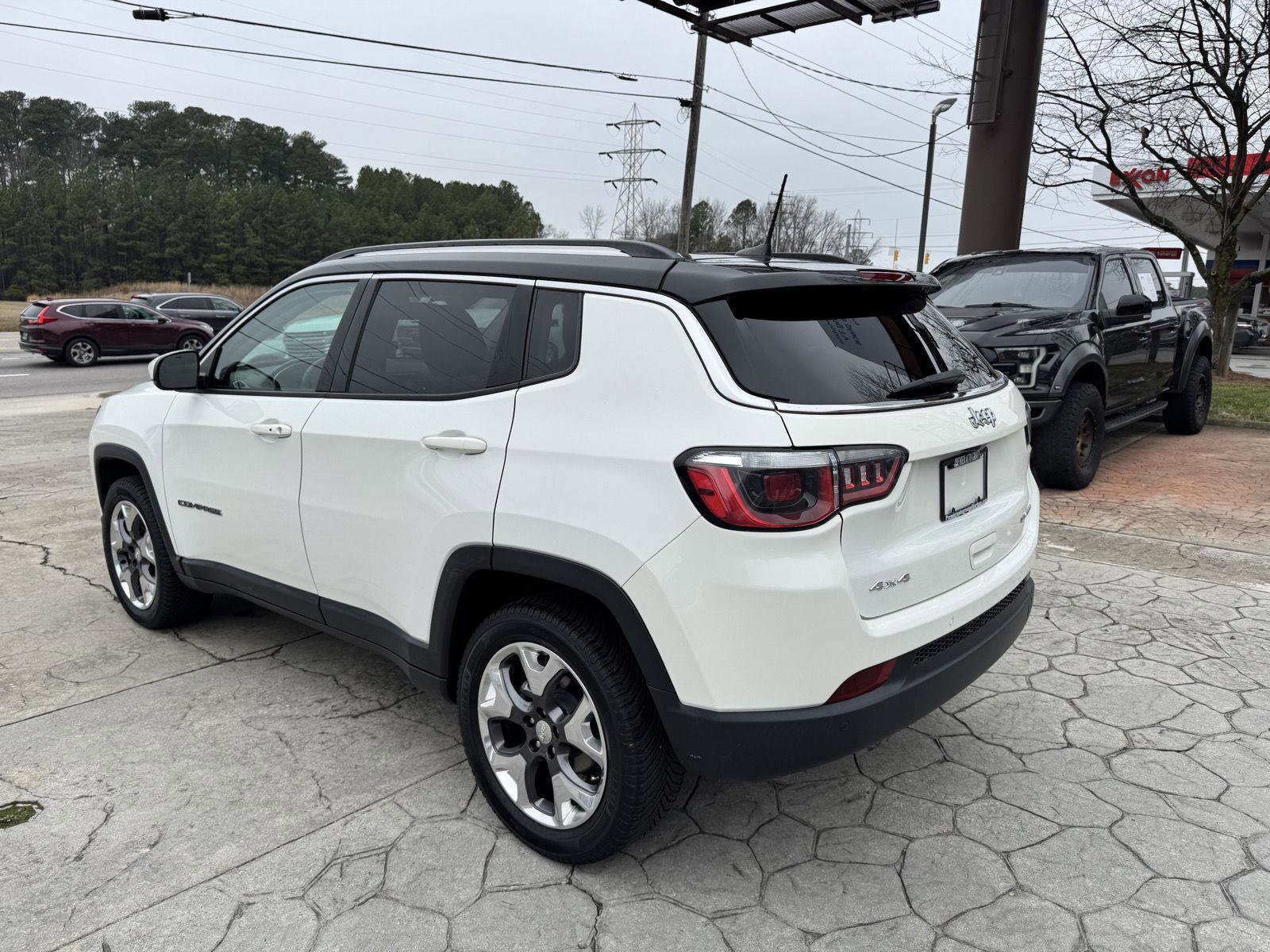 Used 2019 Jeep Compass Limited w/ Safety & Security Group image 8
