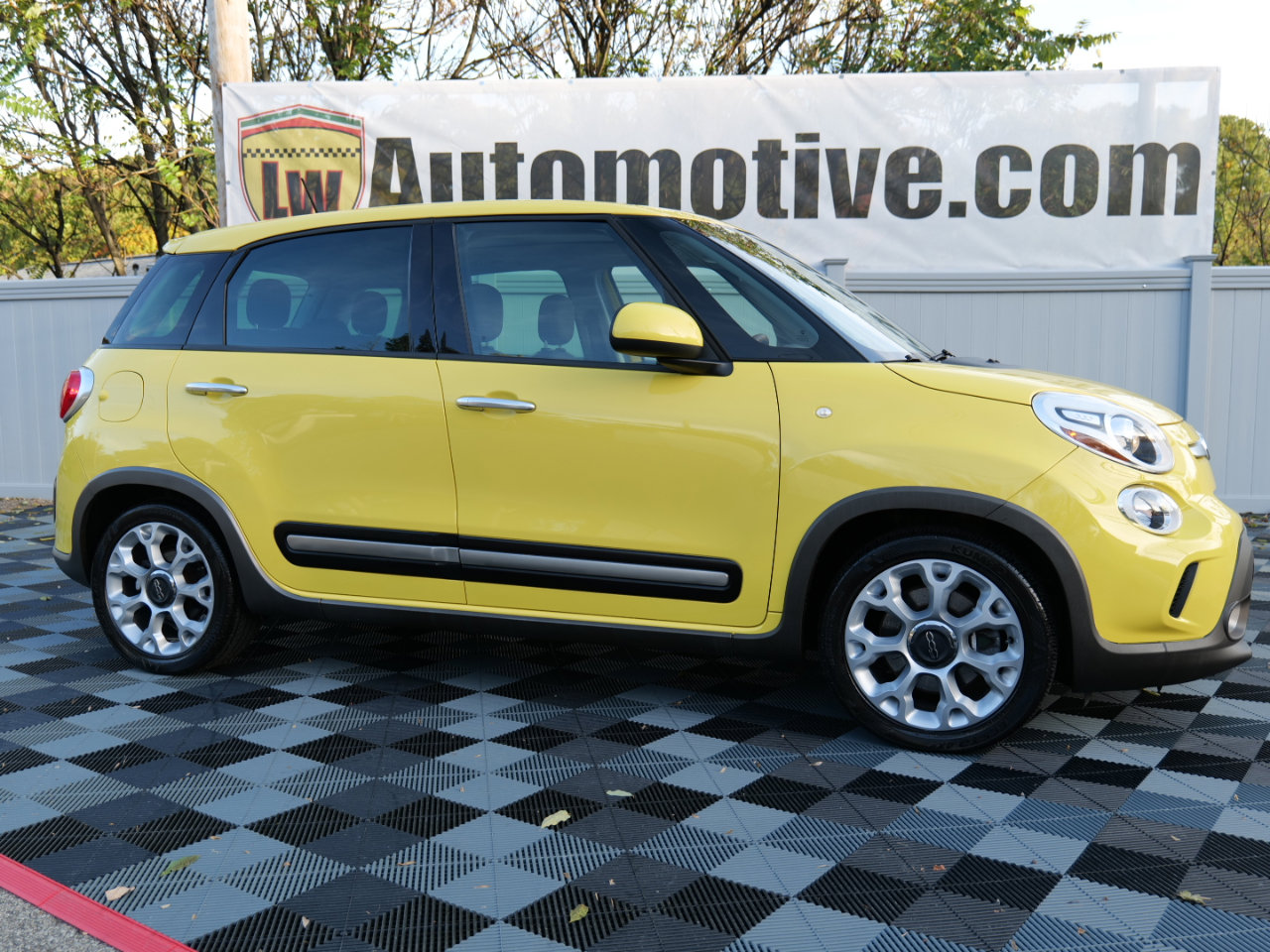 Used 2014 FIAT 500L Trekking w/ Popular Equipment Group image 66