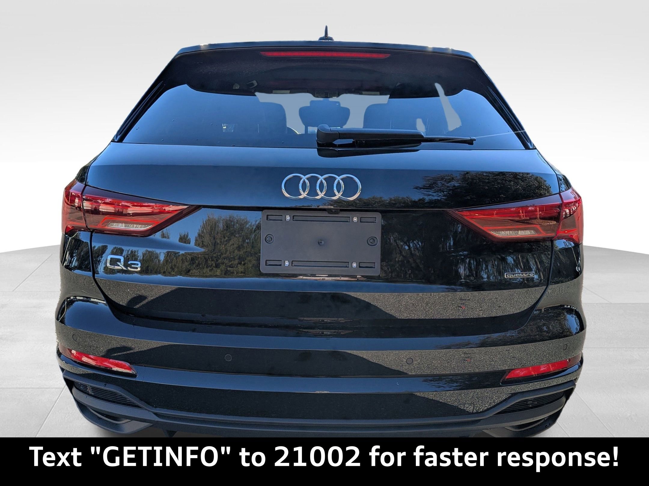 Used 2025 Audi Q3 2.0T Premium w/ Convenience Package image 5