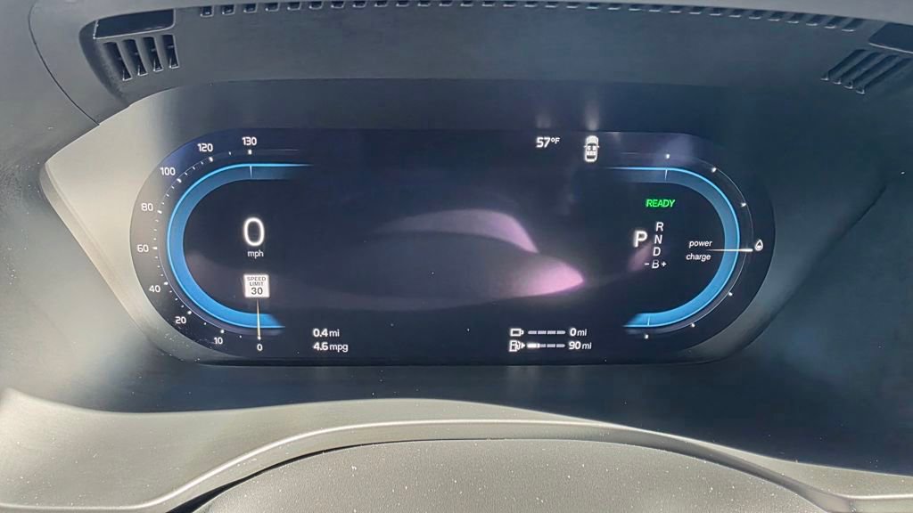 Used 2023 Volvo XC60 T8 Ultimate w/ Climate Package image 33