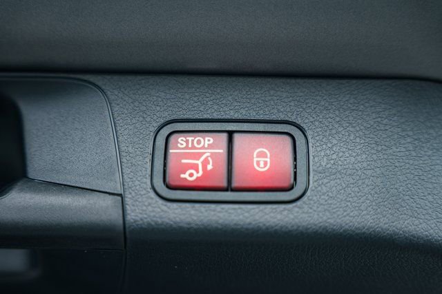 New 2026 Mercedes-Benz GLB 250 4MATIC image 11