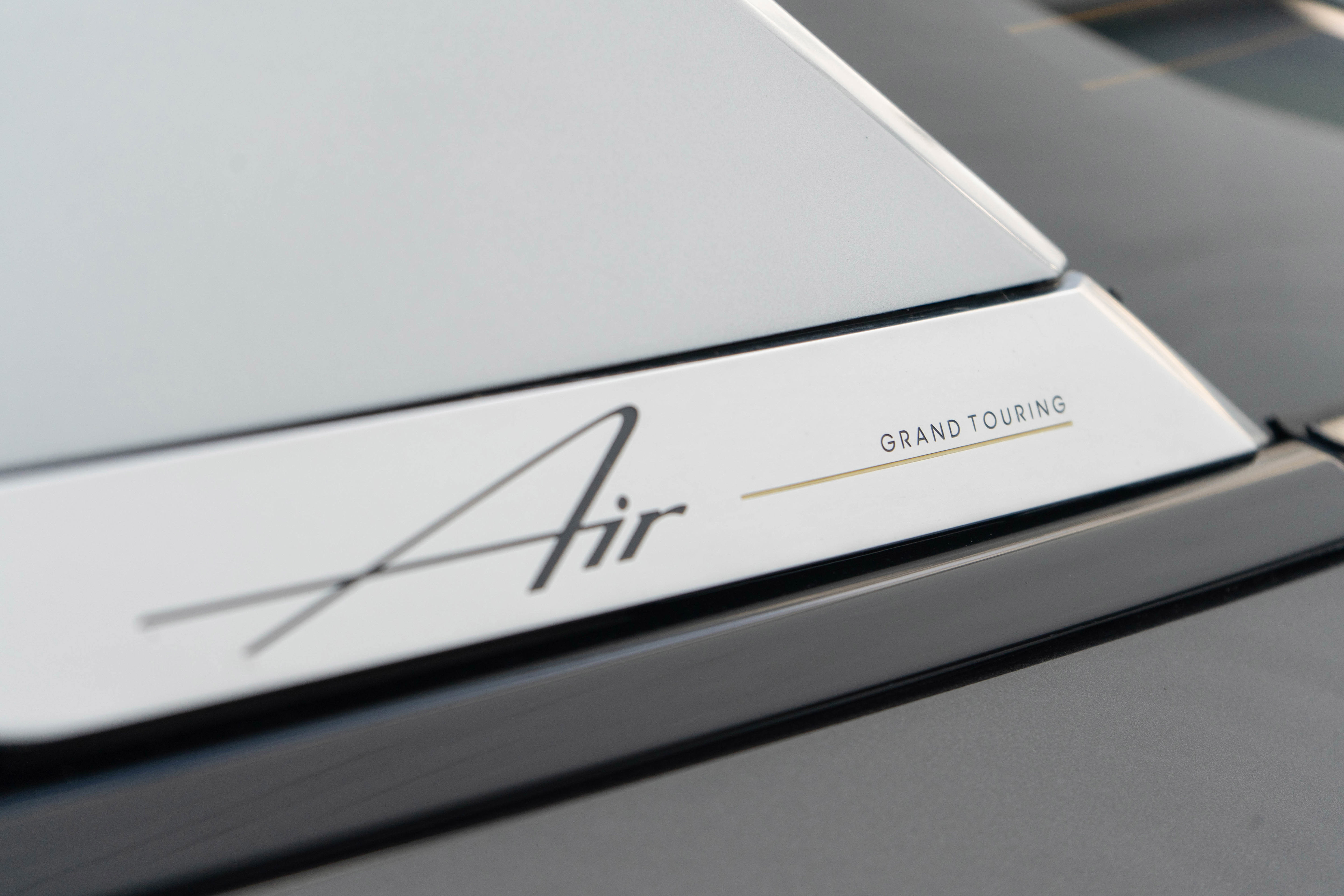 Used 2022 Lucid Air Grand Touring image 6