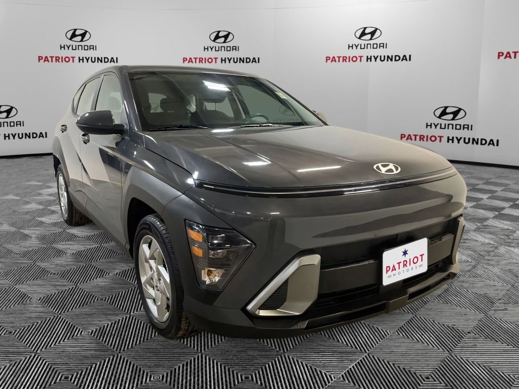 Certified 2024 Hyundai Kona SE image 1