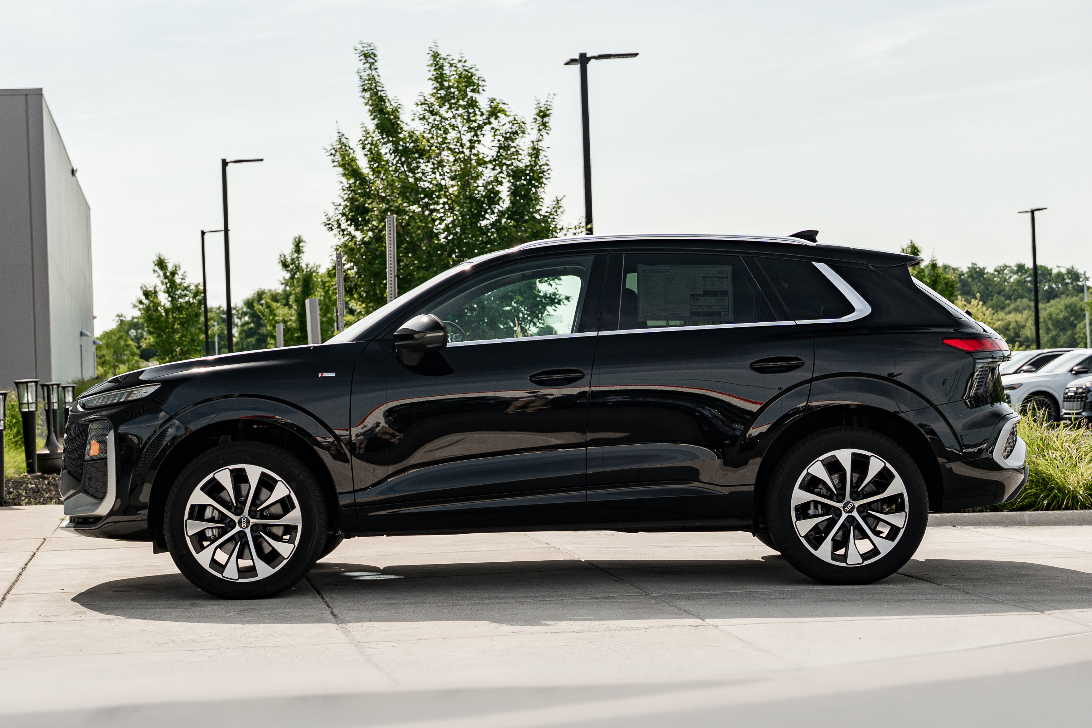 New 2026 Audi Q3 quattro 2.0T AWD/4WD image 6