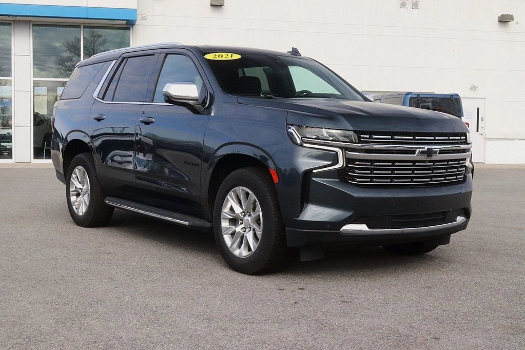Used 2021 Chevrolet Tahoe Premier w/ Premium Package AWD/4WD image 3