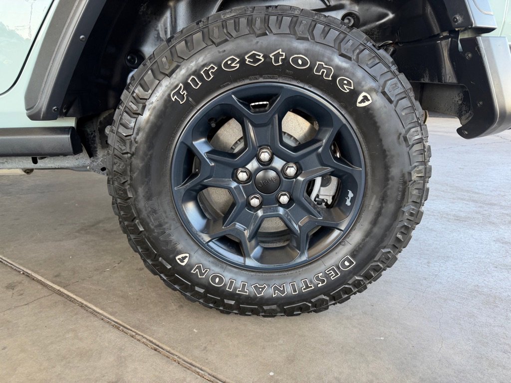 Used 2023 Jeep Wrangler Unlimited AWD/4WD image 60