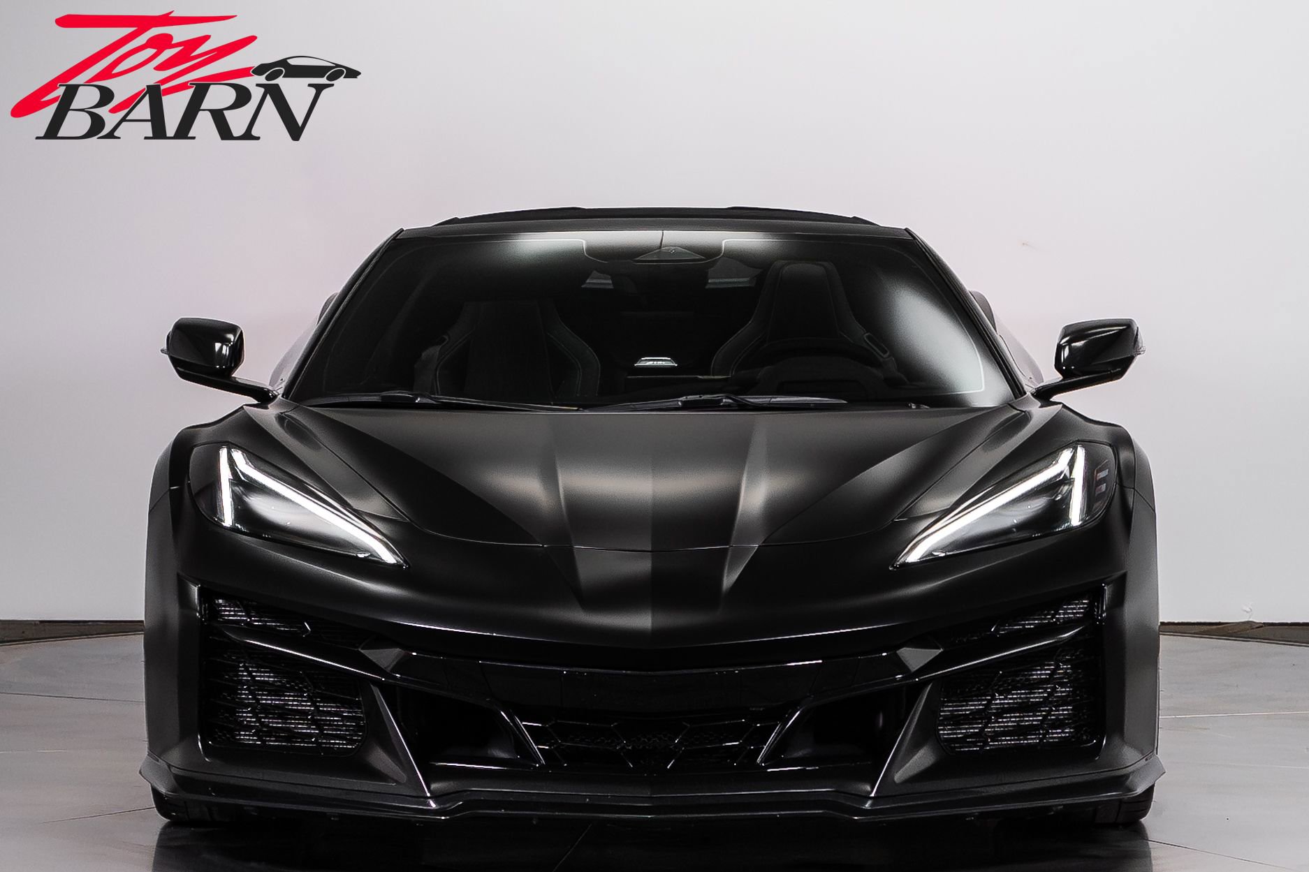 Used 2024 Chevrolet Corvette Z06 RWD image 8