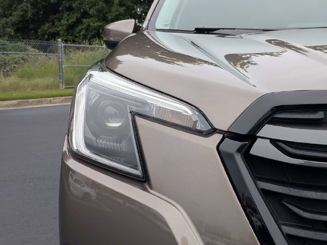 Used 2022 Subaru Forester Limited AWD/4WD image 12