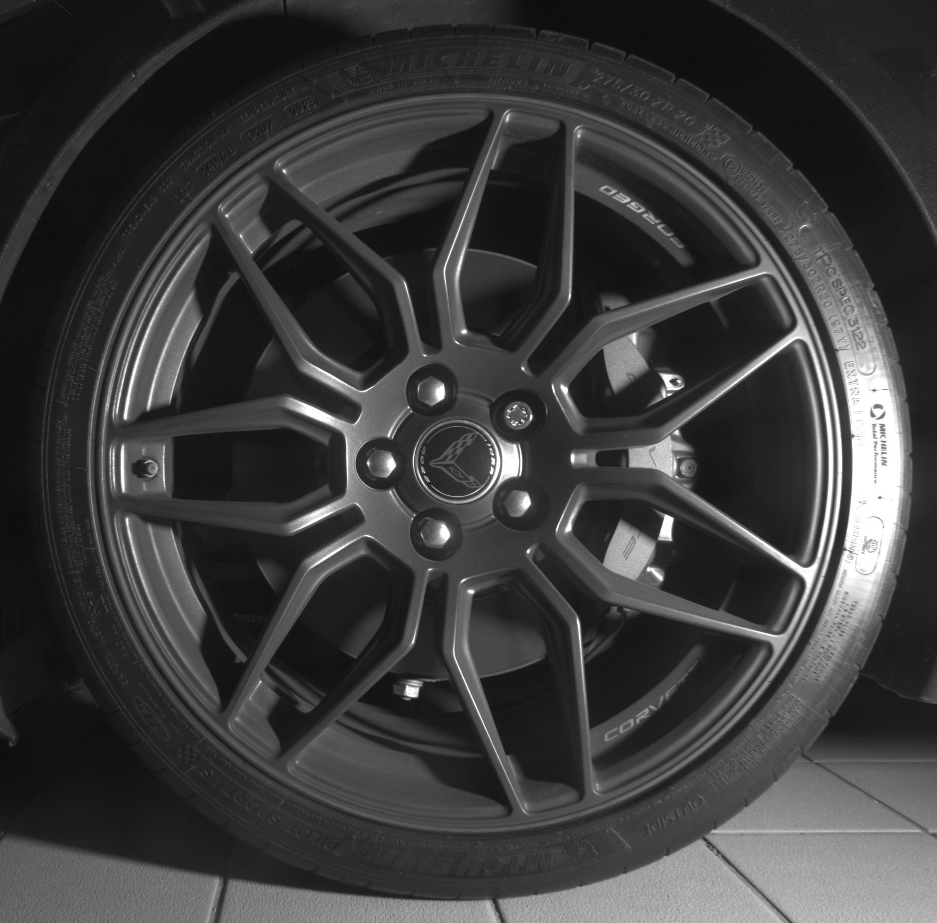 Used 2023 Chevrolet Corvette Z06 RWD image 17