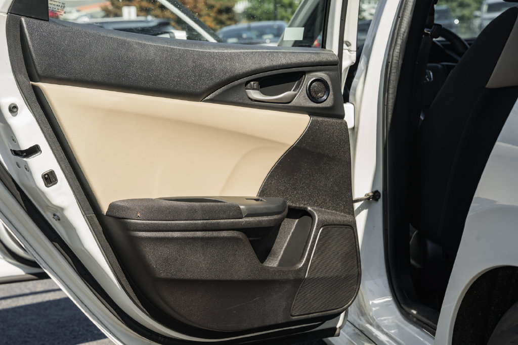 Used 2018 Honda Civic EX image 30