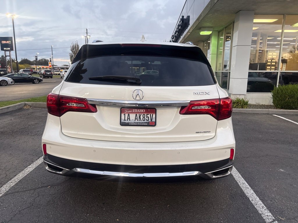Used 2017 Acura MDX w/ Advance Package AWD/4WD image 4