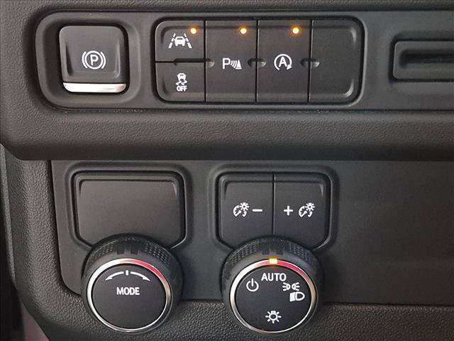 Used 2023 Chevrolet Tahoe LS RWD image 15