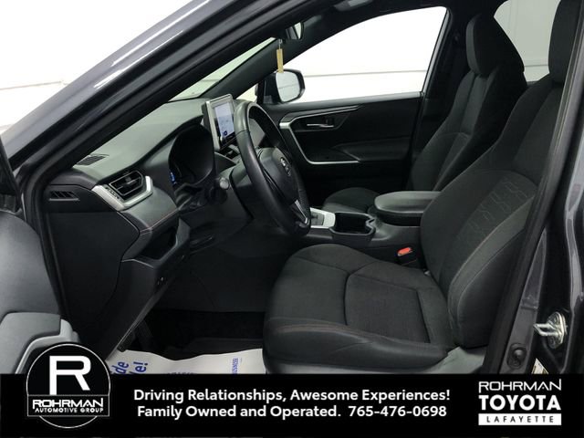 Used 2023 Toyota RAV4 SE AWD/4WD image 11