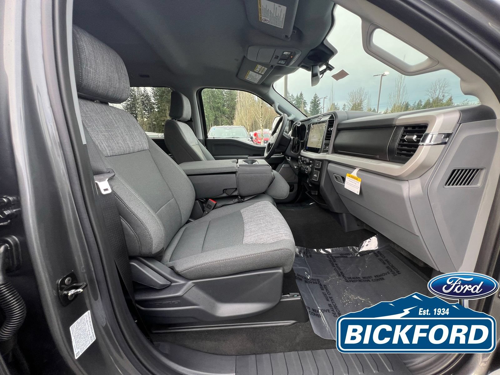 New 2026 Ford F250 XLT w/ XLT Premium Package AWD/4WD image 16