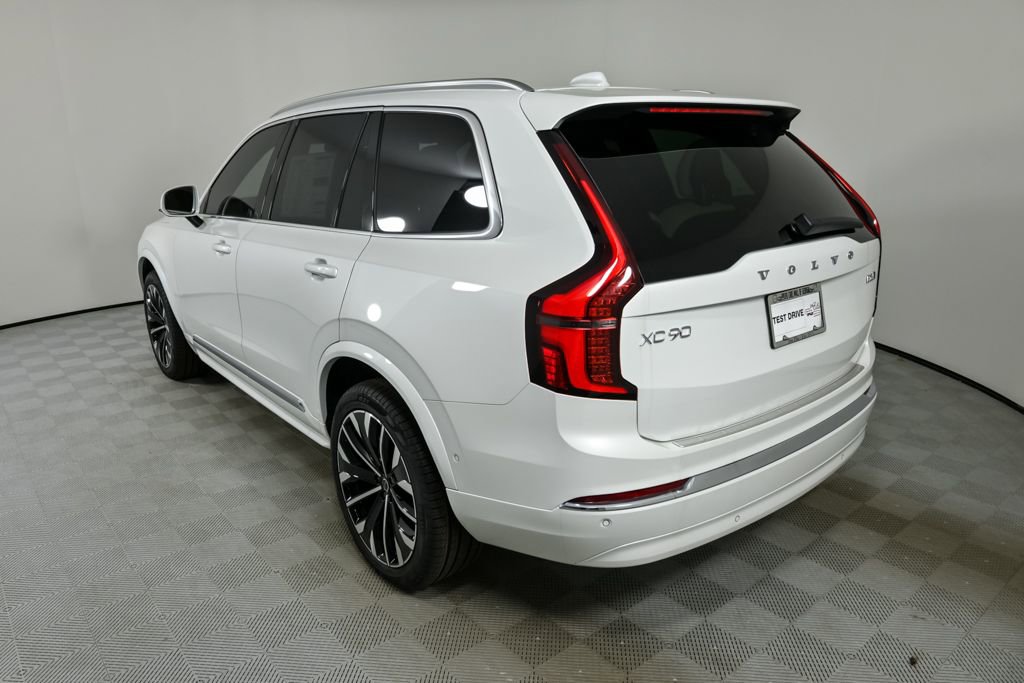 Certified 2026 Volvo XC90 B6 Plus w/ Protection Package Premier image 4