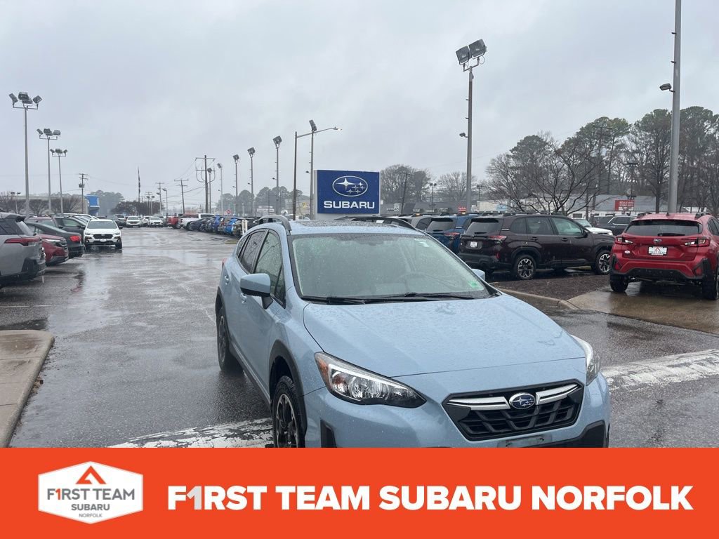 Used 2021 Subaru Crosstrek 2.0i Premium w/ Moonroof Package image 2